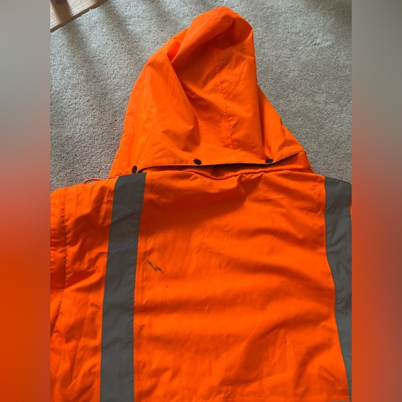 High Visibility Winter Coat - Picture 9 of 12